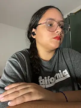 CurlyGirl 1 online show from September 2025 08:34:01 PM