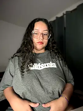 CurlyGirl 1 online show from November 2025 11:04:02 PM