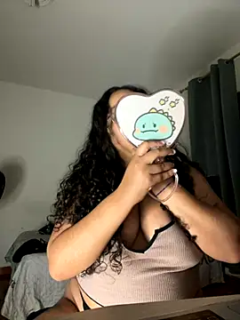 CurlyGirl 1 online show from September 2025 12:10:02 AM