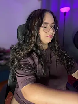 CurlyGirl 1 online show from April 2026 11:57:01 PM