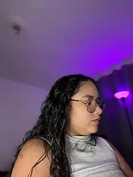 CurlyGirl 1 online show from April 2026 10:57:02 PM