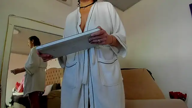 SheraHadee online show from October 2025 07:36:01 PM