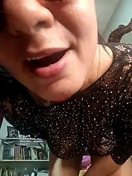 Snapshot of Eunice73 chatting on September 2025 10:27:01 PM Eunice73 online show from September 2025 10:27:01 PM