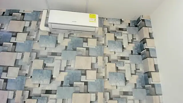 angel dthroatt online show from February 2026 12:18:02 PM