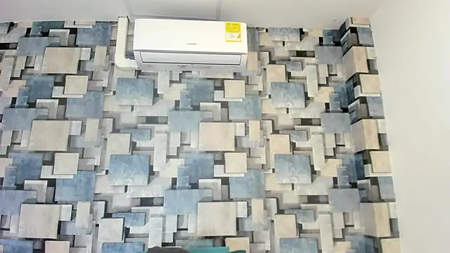 angel dthroatt online show from February 2026 12:13:02 PM