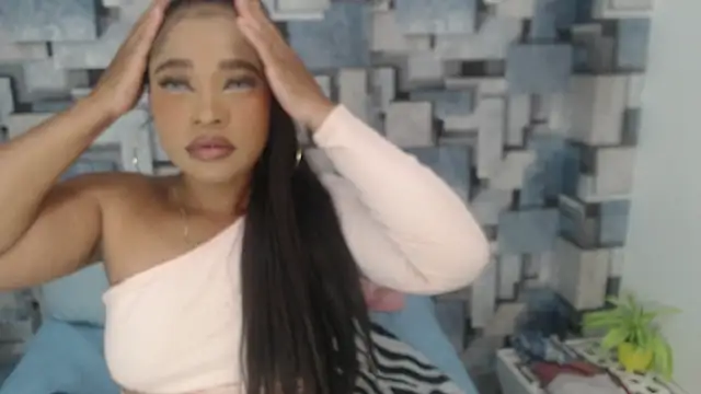 Snapshot of angel_dthroatt chatting on November 2025 12:05:02 PM angel dthroatt online show from November 2025 12:05:02 PM