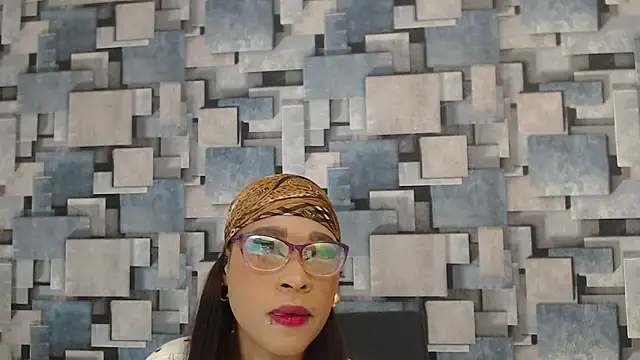 angel dthroatt online show from December 2025 12:04:02 PM