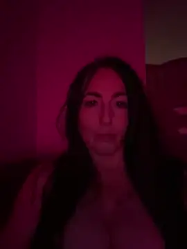kiki xo online show from June 2026 01:32:01 AM