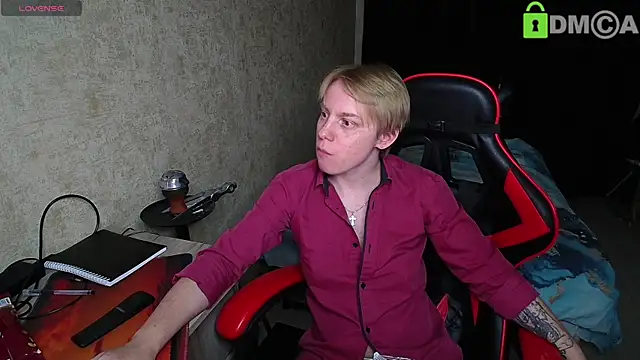 Alexis Gordon online show from October 2025 07:27:01 PM
