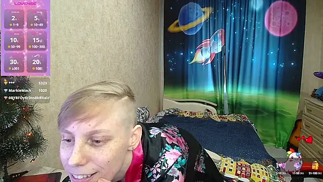 Alexis Gordon online show from December 2024 11:37:02 AM