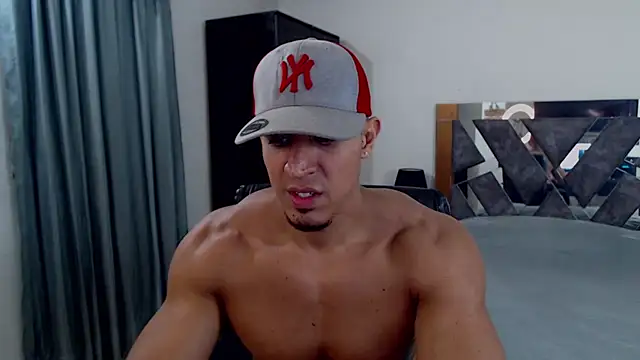 Frank heaven01 online show from June 2026 06:05:02 PM