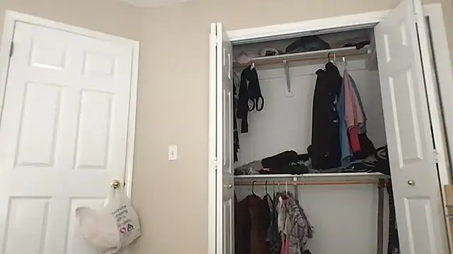 kittycatkendra online show from September 2025 11:56:02 PM