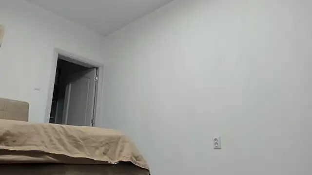 Hottalicia2 online show from May 2026 12:55:02 PM