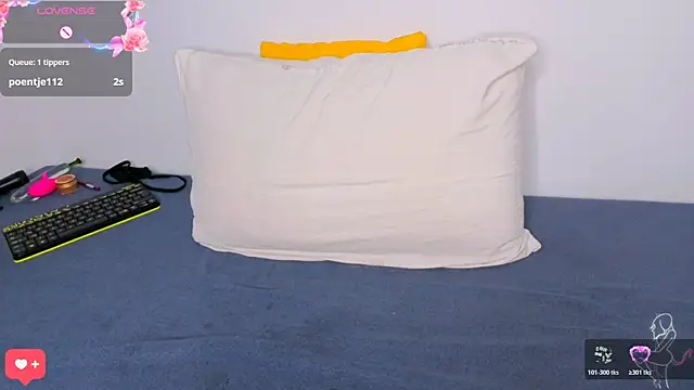 Turkish Latina online show from November 2025 04:27:01 AM