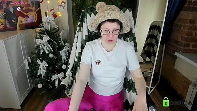 Melissa Wells online show from December 2025 08:33:02 PM