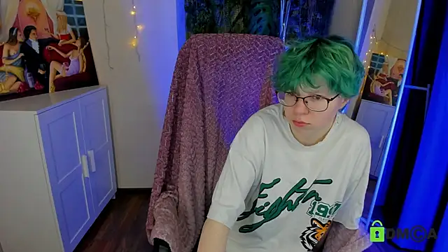 Melissa Wells online show from March 2025 01:32:02 AM