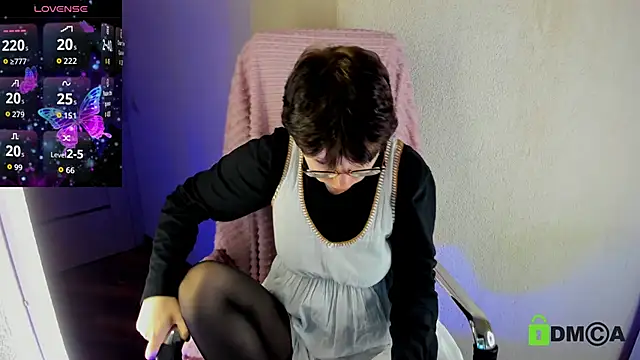 Melissa Wells online show from October 2025 08:42:01 PM