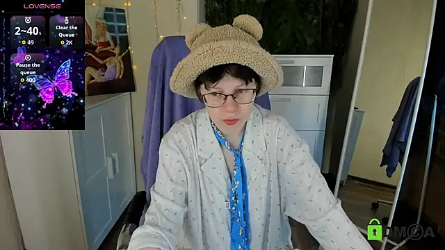 Melissa Wells online show from October 2025 07:21:01 AM