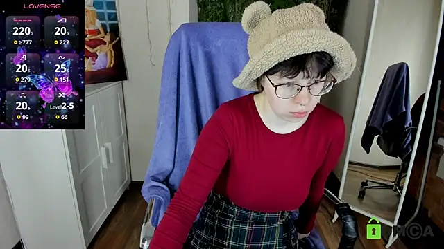 Melissa Wells online show from October 2025 09:15:02 PM