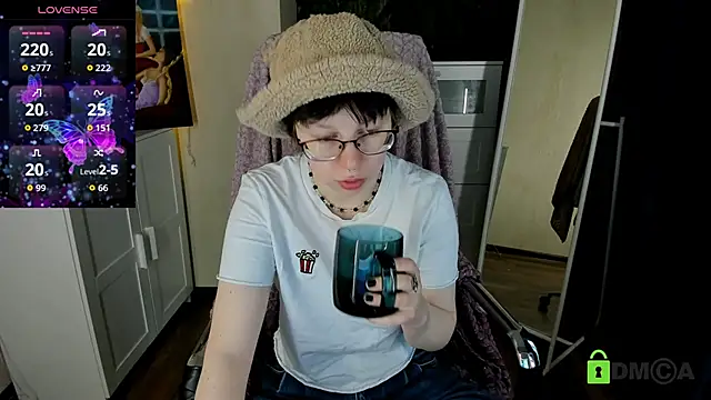 Melissa Wells online show from September 2025 05:08:02 AM