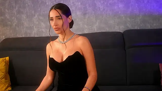 Miriam fox online show from March 2026 07:24:02 AM