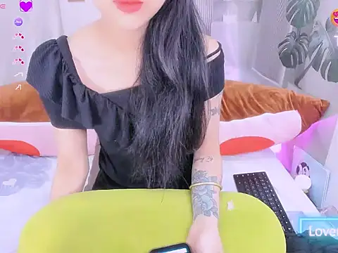 Ly   online show from April 2026 03:19:01 AM