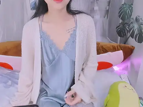 Ly   online show from April 2026 03:29:02 AM