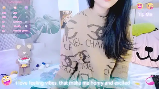 Snapshot of Ly__ chatting on February 2026 04:53:02 AM Ly online show from February 2026 04:53:02 AM