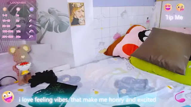 Snapshot of Ly__ chatting on February 2026 03:05:01 AM Ly online show from February 2026 03:05:01 AM