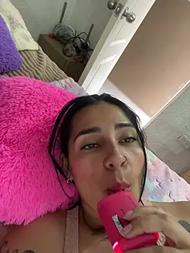 Meganmilk1 online show from January 2026 04:33:01 PM