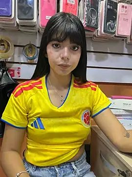 NicolRoss  online show from June 2026 07:09:02 PM