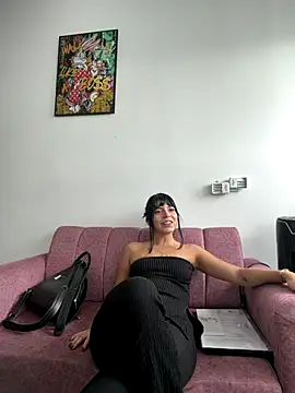 Snapshot of NicolRoss_ chatting on January 2026 07:06:02 PM NicolRoss online show from January 2026 07:06:02 PM