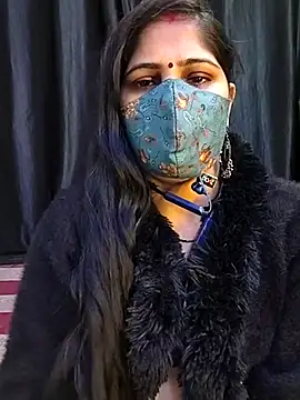 Snapshot of MUMTAJ_1 chatting on February 2025 06:17:02 PM MUMTAJ 1 online show from February 2025 06:17:02 PM