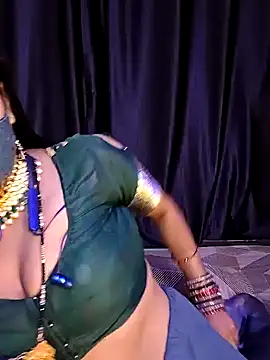 Snapshot of MUMTAJ_1 chatting on January 2025 01:42:02 AM MUMTAJ 1 online show from January 2025 01:42:02 AM