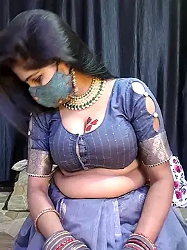 Snapshot of MUMTAJ_1 chatting on January 2025 07:32:02 PM MUMTAJ 1 online show from January 2025 07:32:02 PM