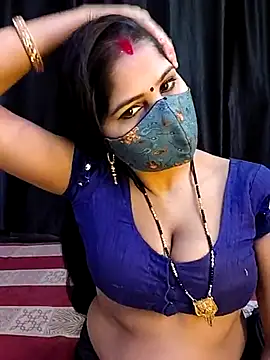 Snapshot of MUMTAJ_1 chatting on February 2025 06:33:02 PM MUMTAJ 1 online show from February 2025 06:33:02 PM