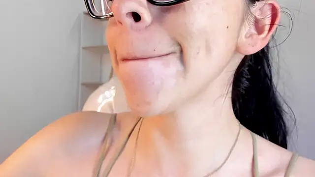 Katty mouth online show from October 2025 08:53:01 PM