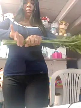 VivienAndClark online show from October 2025 07:02:01 PM