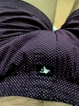 hitlar1026 online show from December 2025 04:08:01 PM