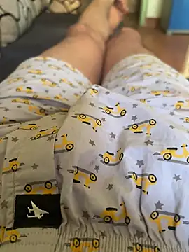 hitlar1026 online show from March 2026 10:09:02 AM