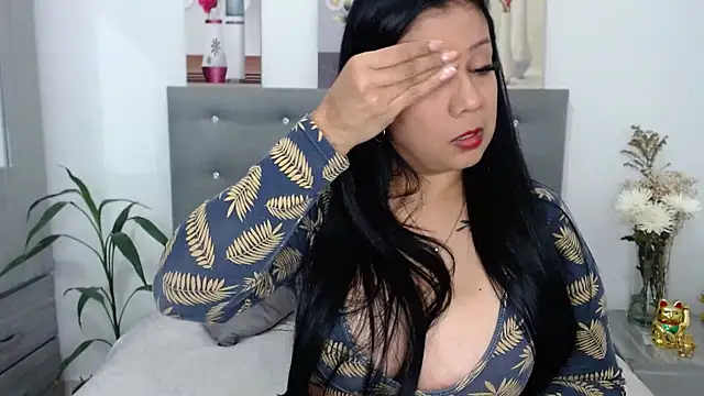 Snapshot of titsbiglovers chatting on February 2025 04:24:02 PM titsbiglovers online show from February 2025 04:24:02 PM