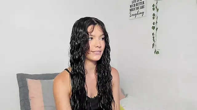 Snapshot of Emperatriiz chatting on October 2025 06:21:01 PM Emperatriiz online show from October 2025 06:21:01 PM