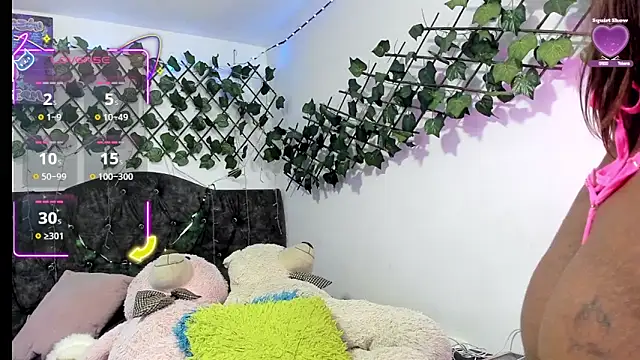 PaulinaSwan online show from November 2025 04:24:01 AM