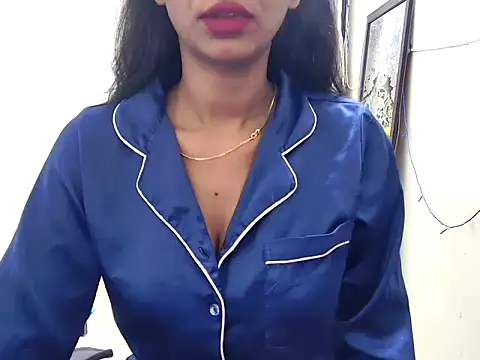 Snapshot of tanvi-00 chatting on October 2025 06:19:02 PM tanvi-00 online show from October 2025 06:19:02 PM