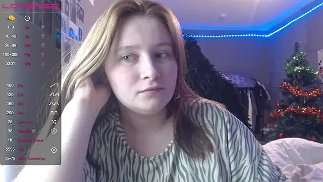 Light Luna online show from January 2026 03:41:01 PM