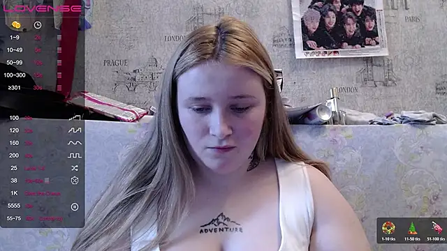 Light Luna online show from November 2025 07:12:02 AM