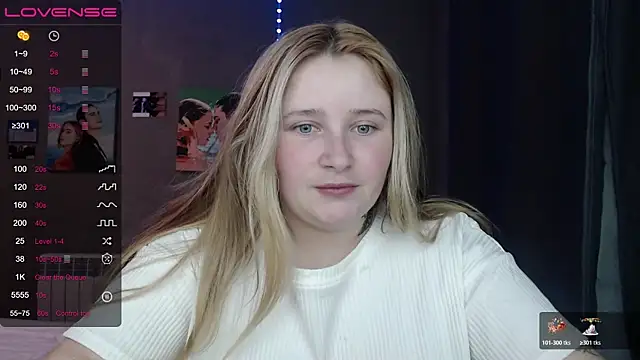 Light Luna online show from November 2025 02:11:01 PM