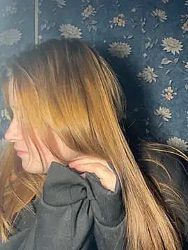 Light Luna online show from March 2026 12:56:01 PM