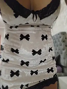 AnaFoxxy online show from June 2026 07:13:02 AM