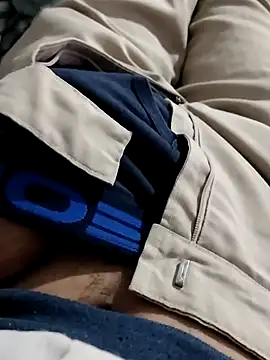 Snapshot of Monster_Bigdick chatting on January 2025 07:32:02 AM Monster Bigdick online show from January 2025 07:32:02 AM